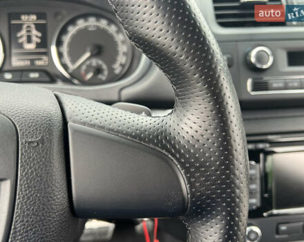 Зеленый Шкода Фабия, объемом двигателя 1.4 л и пробегом 144 тыс. км за 9200 $, фото 40 на Automoto.ua