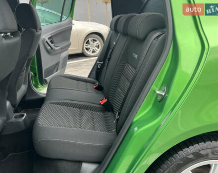 Зеленый Шкода Фабия, объемом двигателя 1.4 л и пробегом 144 тыс. км за 9200 $, фото 56 на Automoto.ua