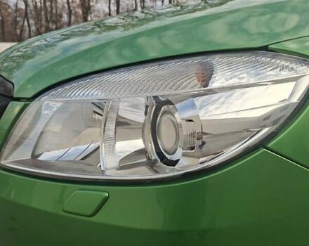 Зеленый Шкода Фабия, объемом двигателя 1.4 л и пробегом 194 тыс. км за 8900 $, фото 10 на Automoto.ua