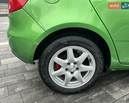Зеленый Шкода Фабия, объемом двигателя 1.4 л и пробегом 144 тыс. км за 9200 $, фото 125 на Automoto.ua