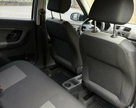 Зеленый Шкода Фабия, объемом двигателя 1.2 л и пробегом 145 тыс. км за 5500 $, фото 21 на Automoto.ua