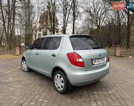 Зеленый Шкода Фабия, объемом двигателя 1.2 л и пробегом 145 тыс. км за 5500 $, фото 1 на Automoto.ua