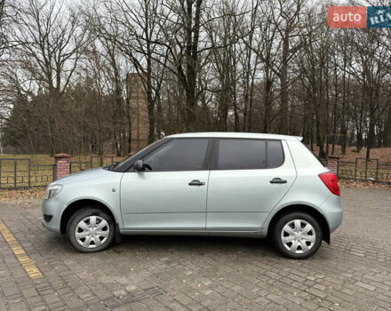 Зеленый Шкода Фабия, объемом двигателя 1.2 л и пробегом 145 тыс. км за 5500 $, фото 2 на Automoto.ua