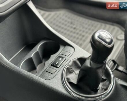 Зеленый Шкода Фабия, объемом двигателя 1.4 л и пробегом 79 тыс. км за 7000 $, фото 11 на Automoto.ua