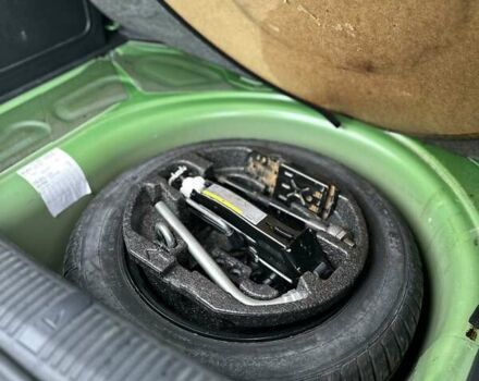 Зеленый Шкода Фабия, объемом двигателя 1.4 л и пробегом 79 тыс. км за 7000 $, фото 6 на Automoto.ua