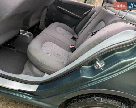 Зелений Шкода Фабія, об'ємом двигуна 1.4 л та пробігом 236 тис. км за 2350 $, фото 19 на Automoto.ua