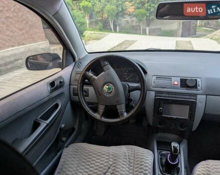 Зеленый Шкода Фабия, объемом двигателя 1.4 л и пробегом 225 тыс. км за 3000 $, фото 12 на Automoto.ua