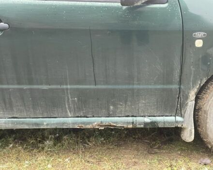 Зелений Шкода Фабія, об'ємом двигуна 1.4 л та пробігом 212 тис. км за 2600 $, фото 5 на Automoto.ua