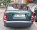 Зеленый Шкода Фабия, объемом двигателя 1.4 л и пробегом 300 тыс. км за 3000 $, фото 2 на Automoto.ua