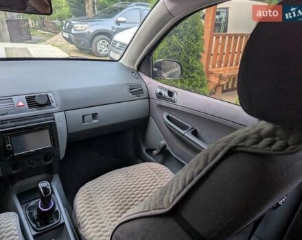 Зеленый Шкода Фабия, объемом двигателя 1.4 л и пробегом 225 тыс. км за 2800 $, фото 9 на Automoto.ua