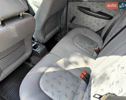 Зелений Шкода Фабія, об'ємом двигуна 1.4 л та пробігом 201 тис. км за 2990 $, фото 40 на Automoto.ua