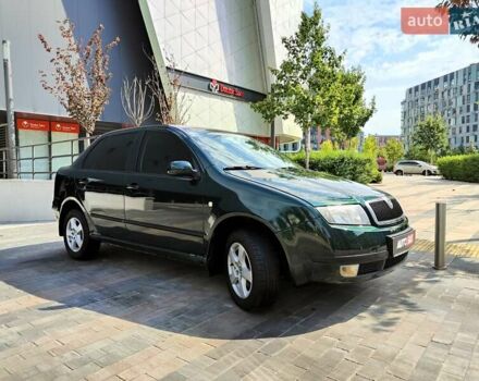 Зелений Шкода Фабія, об'ємом двигуна 1.4 л та пробігом 201 тис. км за 2990 $, фото 24 на Automoto.ua