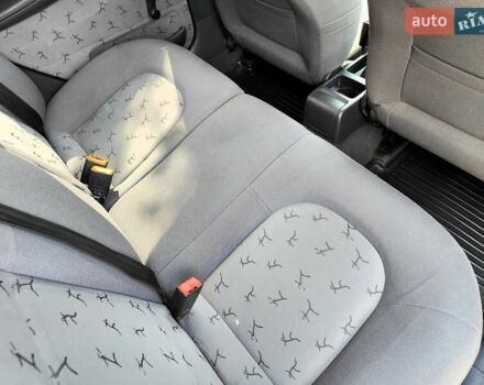 Зелений Шкода Фабія, об'ємом двигуна 1.4 л та пробігом 201 тис. км за 2990 $, фото 52 на Automoto.ua