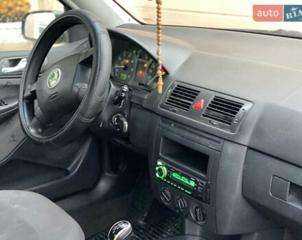 Зелений Шкода Фабія, об'ємом двигуна 1.4 л та пробігом 196 тис. км за 2150 $, фото 20 на Automoto.ua