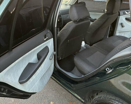 Зеленый Шкода Фабия, объемом двигателя 1.4 л и пробегом 199 тыс. км за 4200 $, фото 12 на Automoto.ua