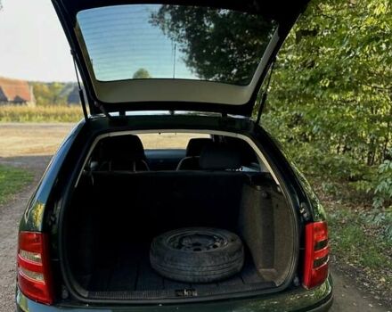 Зеленый Шкода Фабия, объемом двигателя 1.39 л и пробегом 240 тыс. км за 2900 $, фото 5 на Automoto.ua