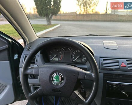 Зеленый Шкода Фабия, объемом двигателя 1.4 л и пробегом 199 тыс. км за 4200 $, фото 11 на Automoto.ua