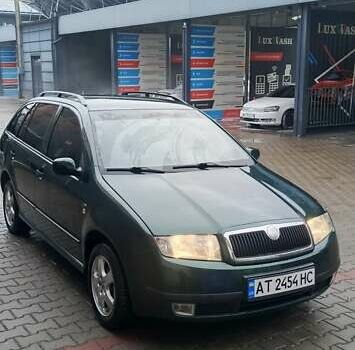 Зелений Шкода Фабія, об'ємом двигуна 1.39 л та пробігом 240 тис. км за 3399 $, фото 10 на Automoto.ua