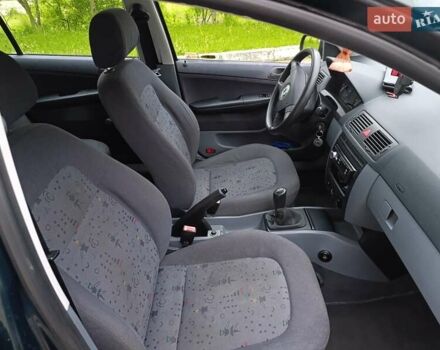Зеленый Шкода Фабия, объемом двигателя 1.4 л и пробегом 173 тыс. км за 3200 $, фото 19 на Automoto.ua
