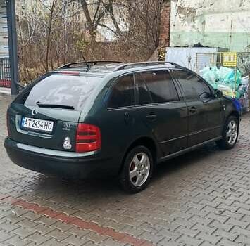 Зелений Шкода Фабія, об'ємом двигуна 1.39 л та пробігом 240 тис. км за 3399 $, фото 8 на Automoto.ua