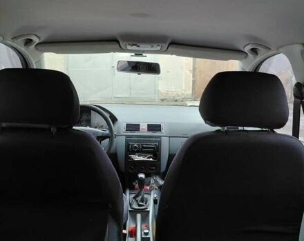 Зеленый Шкода Фабия, объемом двигателя 1.4 л и пробегом 289 тыс. км за 2800 $, фото 14 на Automoto.ua