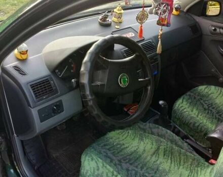 Зелений Шкода Фабія, об'ємом двигуна 1.4 л та пробігом 290 тис. км за 2900 $, фото 2 на Automoto.ua