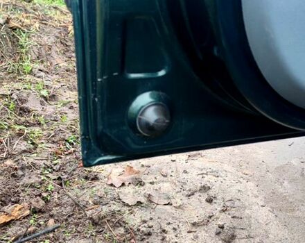 Зеленый Шкода Фабия, объемом двигателя 1.4 л и пробегом 239 тыс. км за 2850 $, фото 5 на Automoto.ua