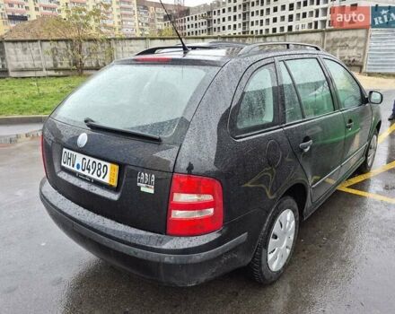 Зелений Шкода Фабія, об'ємом двигуна 1.39 л та пробігом 218 тис. км за 4300 $, фото 6 на Automoto.ua
