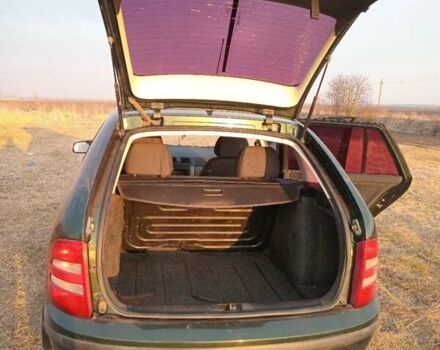 Зеленый Шкода Фабия, объемом двигателя 1.2 л и пробегом 311 тыс. км за 2500 $, фото 2 на Automoto.ua