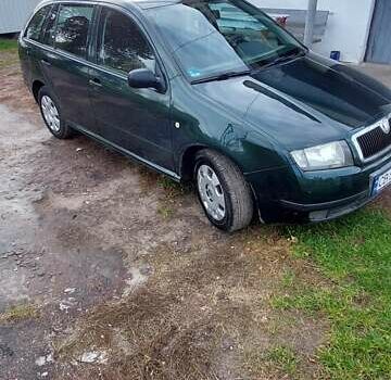 Зеленый Шкода Фабия, объемом двигателя 1.2 л и пробегом 240 тыс. км за 2850 $, фото 2 на Automoto.ua