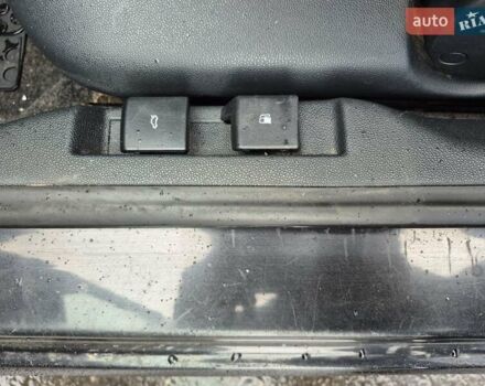 Зелений Шкода Фабія, об'ємом двигуна 1.39 л та пробігом 218 тис. км за 4300 $, фото 16 на Automoto.ua