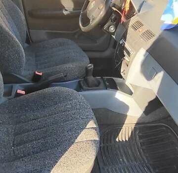 Зелений Шкода Фабія, об'ємом двигуна 1.2 л та пробігом 162 тис. км за 4853 $, фото 4 на Automoto.ua