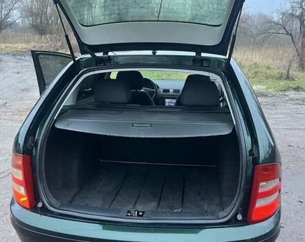 Зелений Шкода Фабія, об'ємом двигуна 1.4 л та пробігом 268 тис. км за 3400 $, фото 5 на Automoto.ua