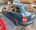 Зелений Шкода Фабія, об'ємом двигуна 1.2 л та пробігом 280 тис. км за 2900 $, фото 10 на Automoto.ua