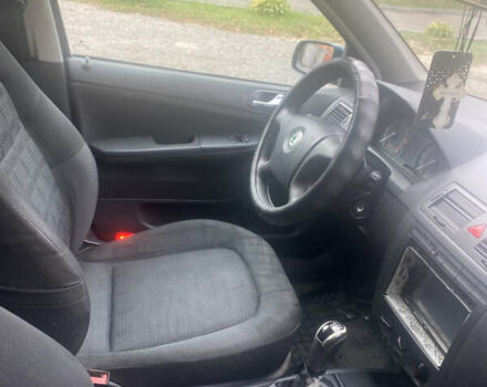 Зелений Шкода Фабія, об'ємом двигуна 1.42 л та пробігом 300 тис. км за 3000 $, фото 3 на Automoto.ua