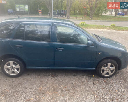 Зелений Шкода Фабія, об'ємом двигуна 1.42 л та пробігом 300 тис. км за 3000 $, фото 1 на Automoto.ua