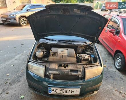 Зелений Шкода Фабія, об'ємом двигуна 1.2 л та пробігом 280 тис. км за 2900 $, фото 1 на Automoto.ua
