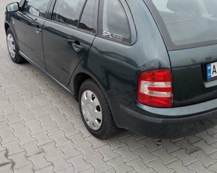 Зеленый Шкода Фабия, объемом двигателя 1.39 л и пробегом 230 тыс. км за 3800 $, фото 4 на Automoto.ua