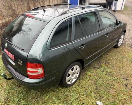 Зеленый Шкода Фабия, объемом двигателя 1.4 л и пробегом 265 тыс. км за 4600 $, фото 3 на Automoto.ua