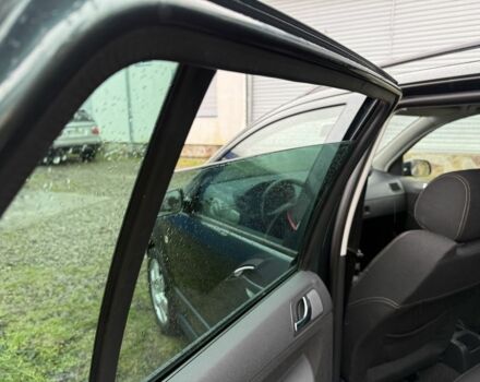 Зеленый Шкода Фабия, объемом двигателя 1.4 л и пробегом 265 тыс. км за 4600 $, фото 16 на Automoto.ua