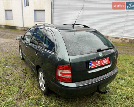 Зелений Шкода Фабія, об'ємом двигуна 1.39 л та пробігом 265 тис. км за 4700 $, фото 6 на Automoto.ua