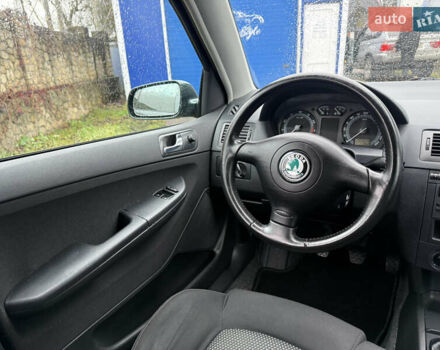 Зелений Шкода Фабія, об'ємом двигуна 1.39 л та пробігом 265 тис. км за 4700 $, фото 15 на Automoto.ua