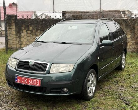 Зеленый Шкода Фабия, объемом двигателя 1.4 л и пробегом 265 тыс. км за 4600 $, фото 2 на Automoto.ua
