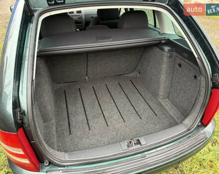 Зелений Шкода Фабія, об'ємом двигуна 1.39 л та пробігом 265 тис. км за 4700 $, фото 21 на Automoto.ua