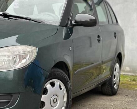 Зеленый Шкода Фабия, объемом двигателя 1.39 л и пробегом 200 тыс. км за 4299 $, фото 6 на Automoto.ua