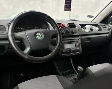 Зеленый Шкода Фабия, объемом двигателя 1.39 л и пробегом 200 тыс. км за 4299 $, фото 36 на Automoto.ua