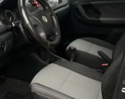 Зеленый Шкода Фабия, объемом двигателя 1.39 л и пробегом 200 тыс. км за 4299 $, фото 34 на Automoto.ua