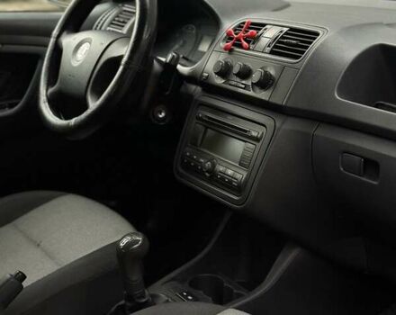 Зеленый Шкода Фабия, объемом двигателя 1.39 л и пробегом 200 тыс. км за 4299 $, фото 45 на Automoto.ua