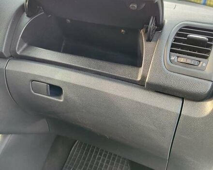 Зеленый Шкода Фабия, объемом двигателя 1.2 л и пробегом 193 тыс. км за 5500 $, фото 21 на Automoto.ua