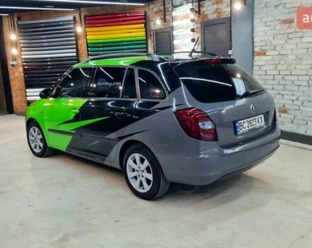 Зеленый Шкода Фабия, объемом двигателя 1.39 л и пробегом 357 тыс. км за 3200 $, фото 4 на Automoto.ua